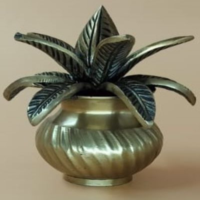 Brass Kalash Leaf